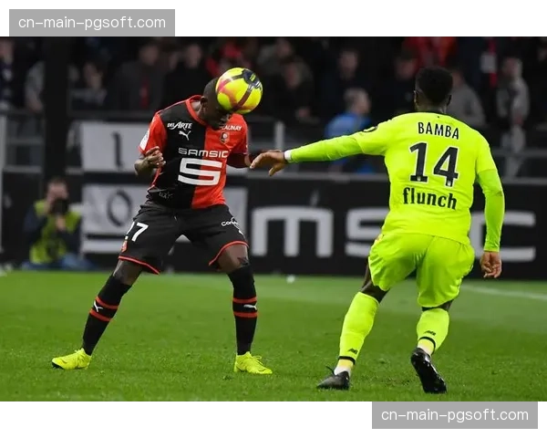 聚焦:雷恩门将扑救数据领跑法甲,其训练师揭秘日常加练内容 聚焦:雷恩门将扑救数据领跑法甲,其训练师揭秘日常加练内容